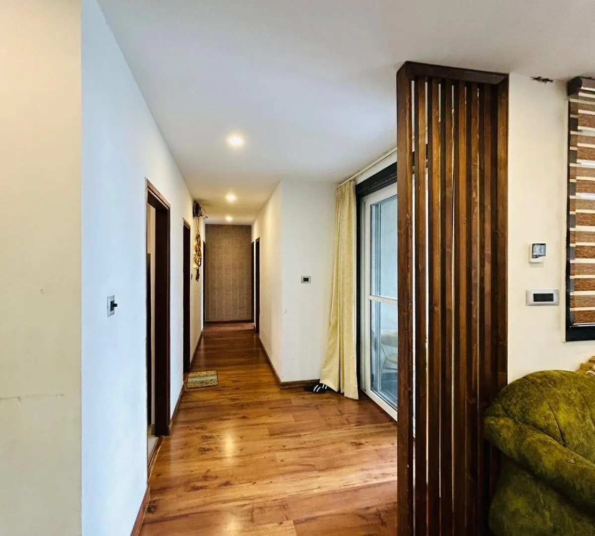 White Breeze 3Bhk Flexigo Stays Shimla
